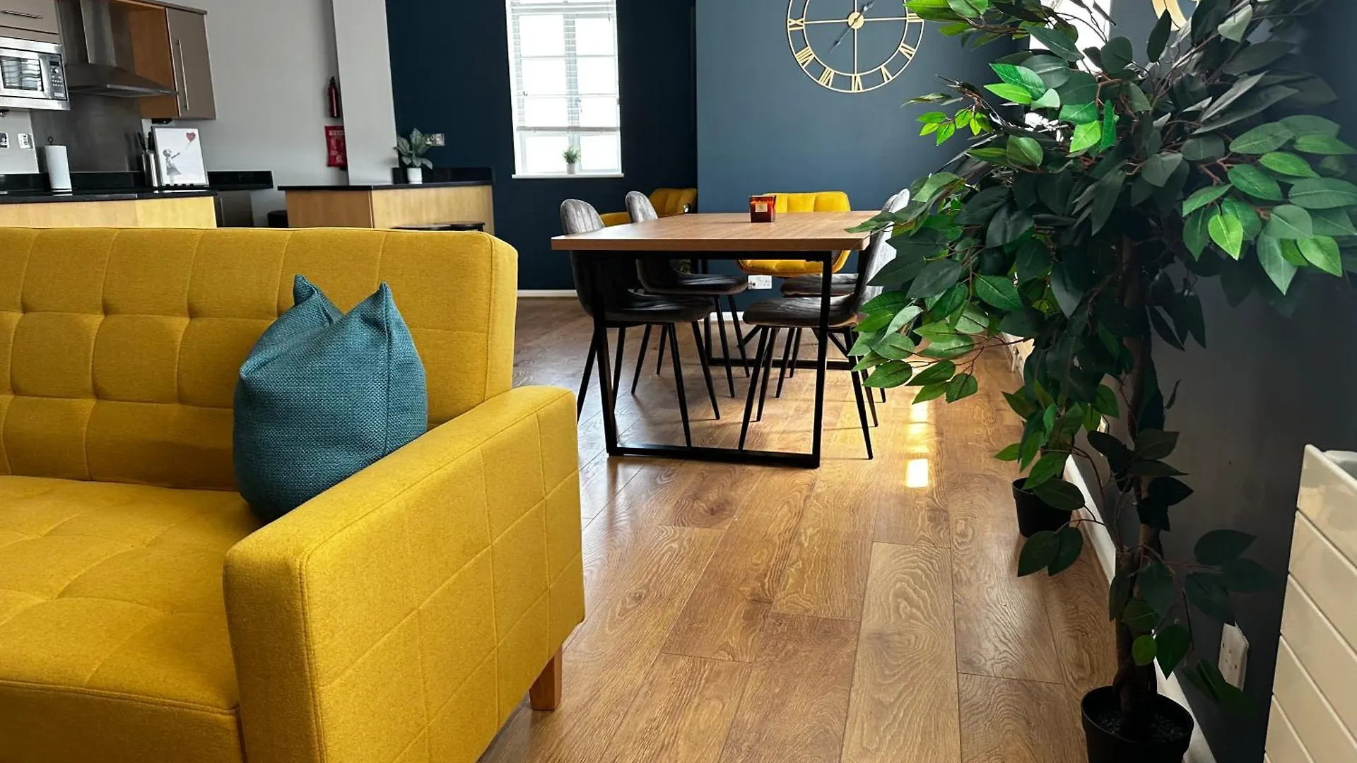 Executive Apartment, City Central Hove 0*,  Großbritannien