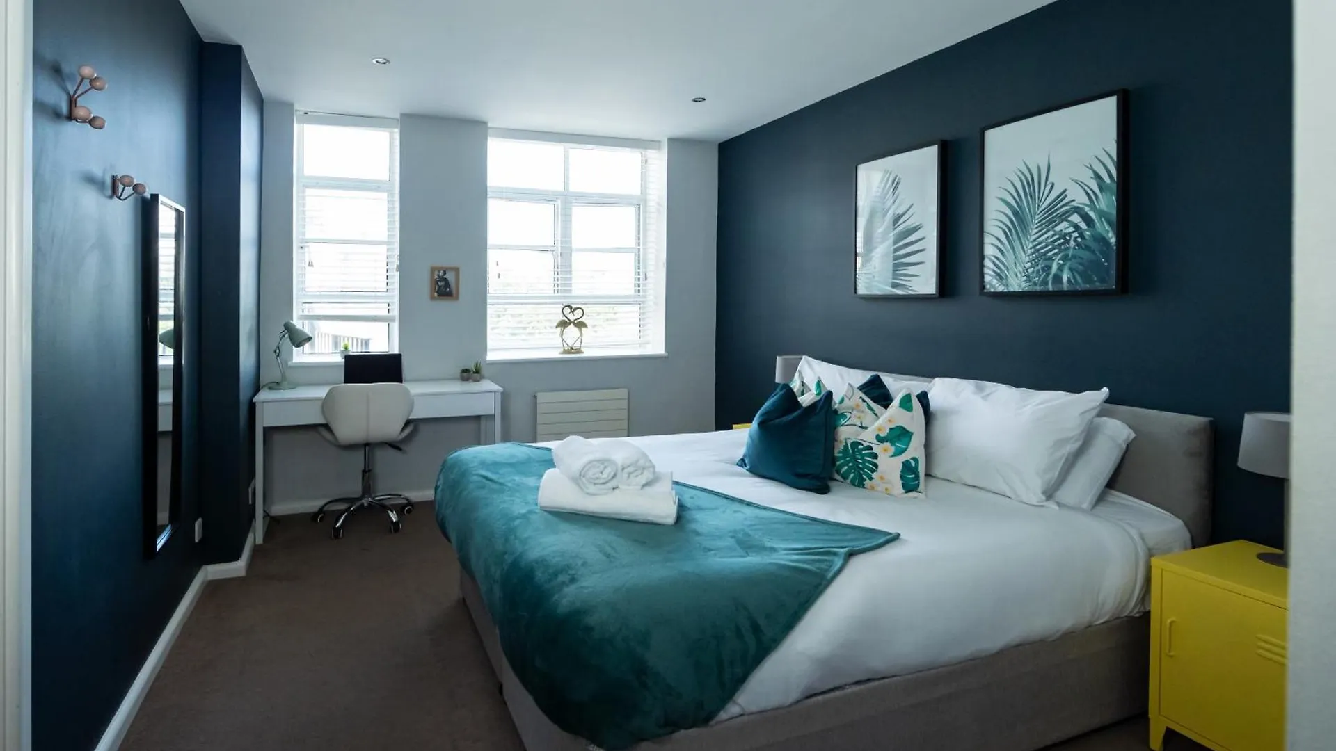 Executive Apartment, City Central Hove