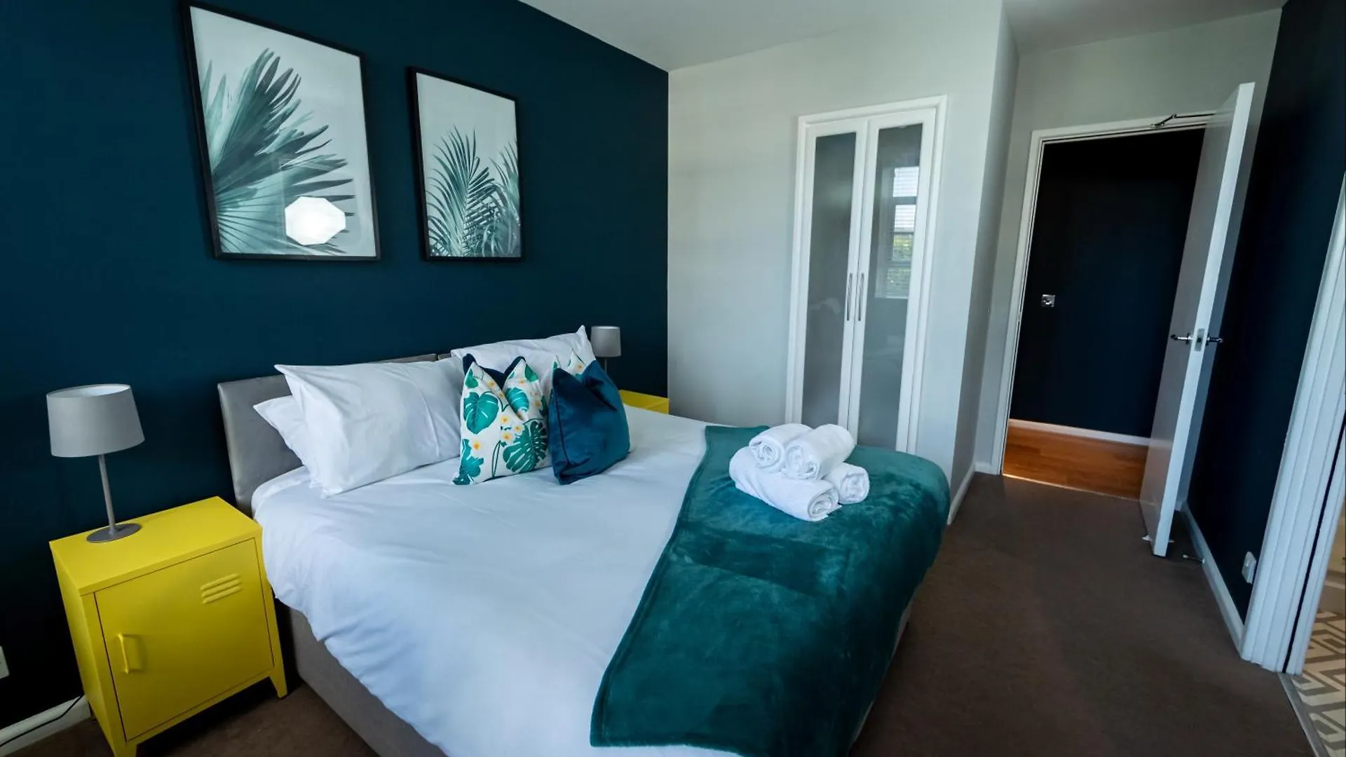 Executive Apartment, City Central Hove Apartmán