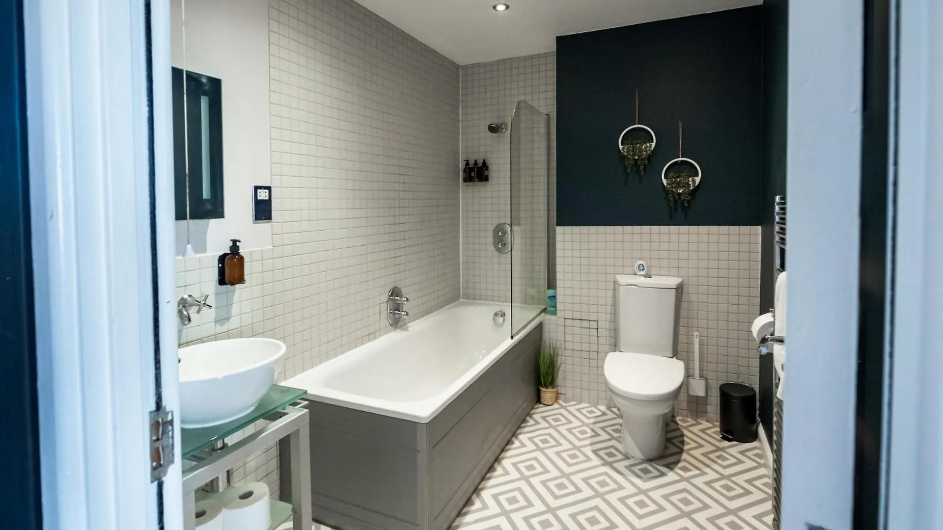 Executive Apartment, City Central Hove
